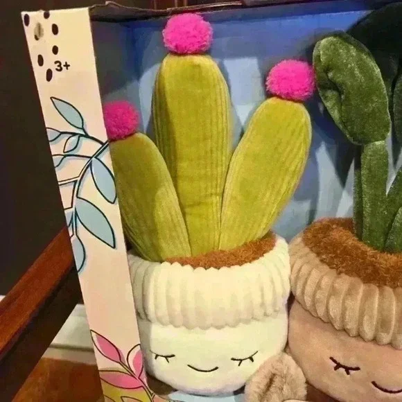 NWT Greenhouse by Russ  Plush Assorted Flower Plant Pack of 3, Size 12" - Picture 4 of 6